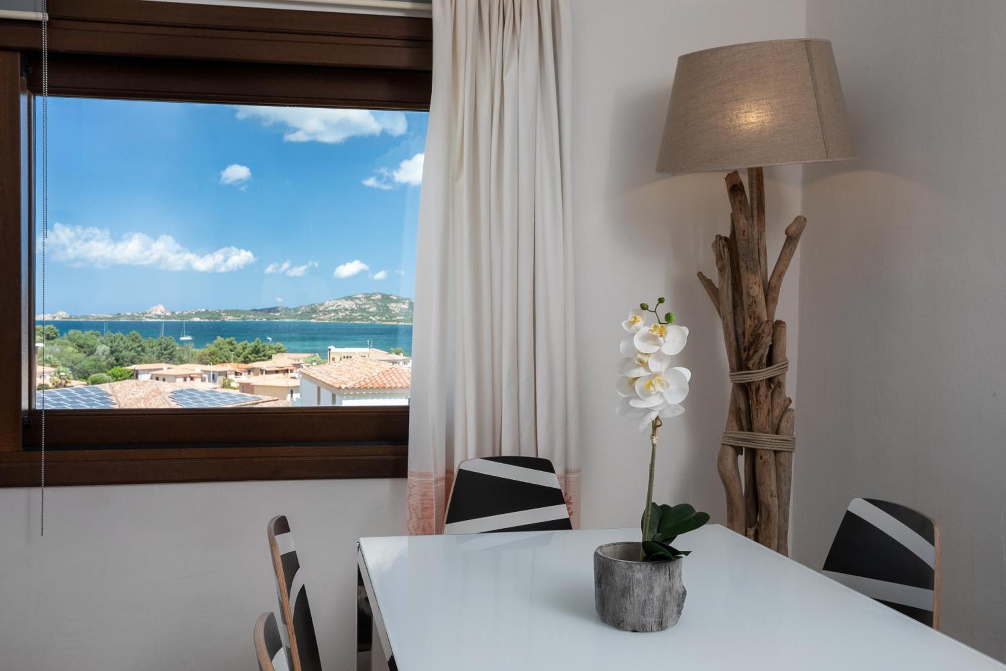 Le Maree Apartments Cannigione Eksteriør bilde